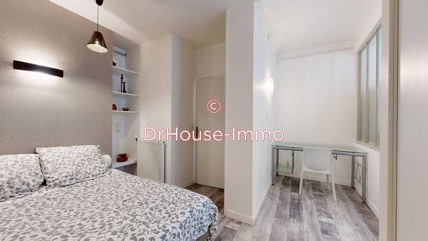 Immeuble à vendre 6 pièces de 493 m²