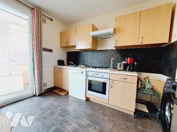 Montélimar,  quartier "LES ALEXIS", appartement de 88m² habitable, 2 chambres.