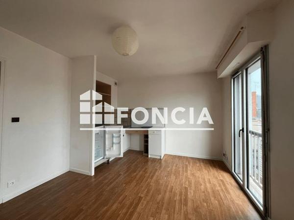 Location Studio 22.16 m² - 5-7 RUE TRAVOT Cholet 49300