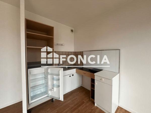 Location Studio 22.16 m² - 5-7 RUE TRAVOT Cholet 49300