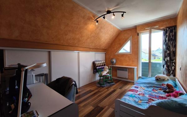 Maison à vendre    5 pièces • 129,37 m2 Albens