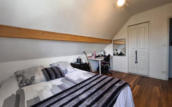 Maison à vendre    5 pièces • 129,37 m2 Albens