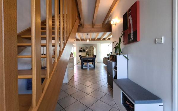 Maison à vendre    5 pièces • 129,37 m2 Albens