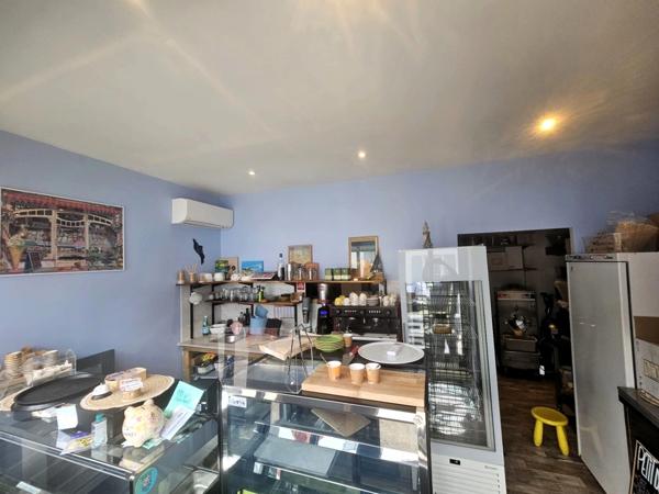 ST-DENIS D'OLÉRON (17) A Vendre emplacement N°1 en cœur de ville, Fonds de commerce GLACIER ARTISANAL réputé