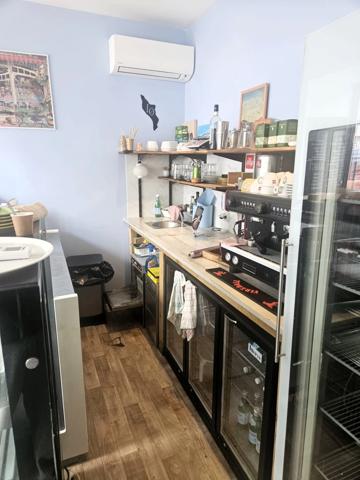 ST-DENIS D'OLÉRON (17) A Vendre emplacement N°1 en cœur de ville, Fonds de commerce GLACIER ARTISANAL réputé