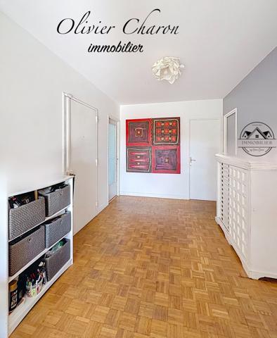 Vaucresson (92420) Appartement 4P 81m2 3ch terrasses cave parking ascenseur Vaucresson