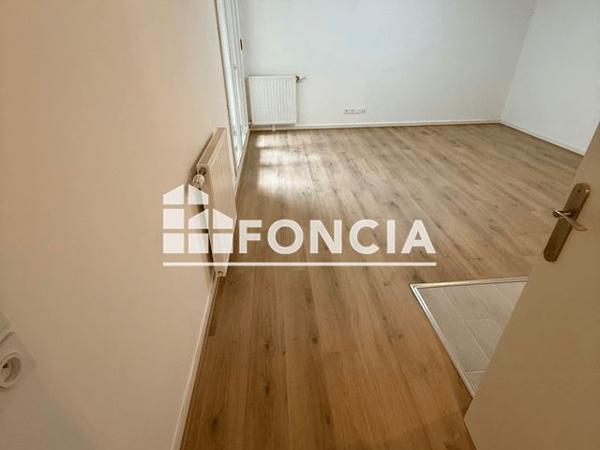 Location Appartement 2 pièces 47.7 m² - 22 RUE DU GENERAL LECLERC Villiers Sur Marne 94350