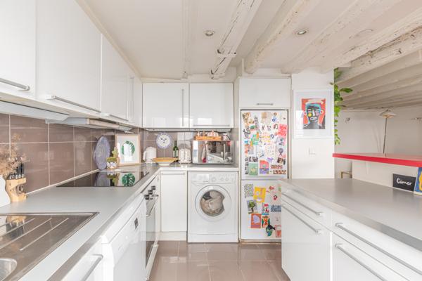 Paris 3e – Rambuteau / Sainte-Avoie – 59 m² à rénover avec ascenseur – Fort potentiel au cœur du Marais
