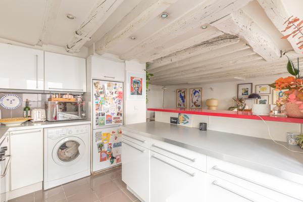 Paris 3e – Rambuteau / Sainte-Avoie – 59 m² à rénover avec ascenseur – Fort potentiel au cœur du Marais