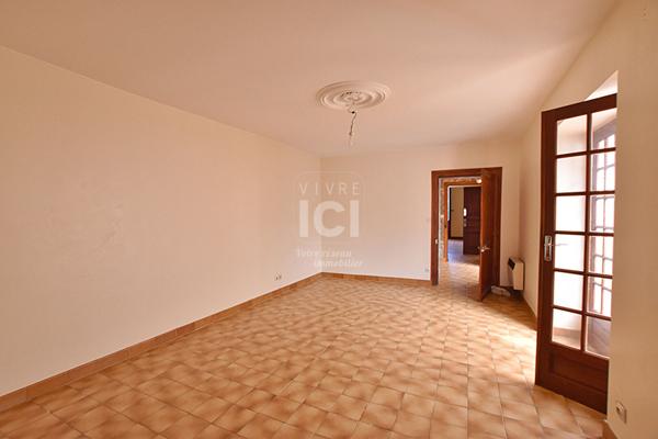 PAIMBOEUF - CHARME ET VOLUME