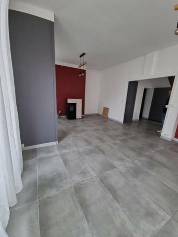 Maison de Ville  3 chambres et grand séjour