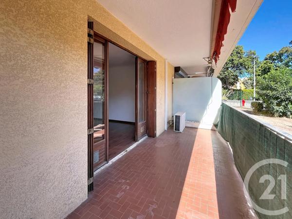 Appartement Studio à vendre  1 pièce - 37,41 m 2   CAVALAIRE SUR MER  - 83