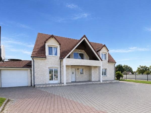 Maison à vendre 265 500 € Romorantin-Lanthenay 7 p 192 m² DPE B