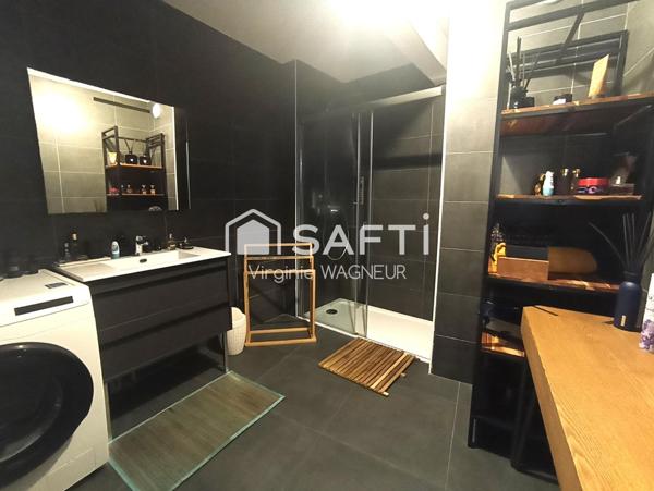 Iconic, Superbe appartement T3 en parfait état.