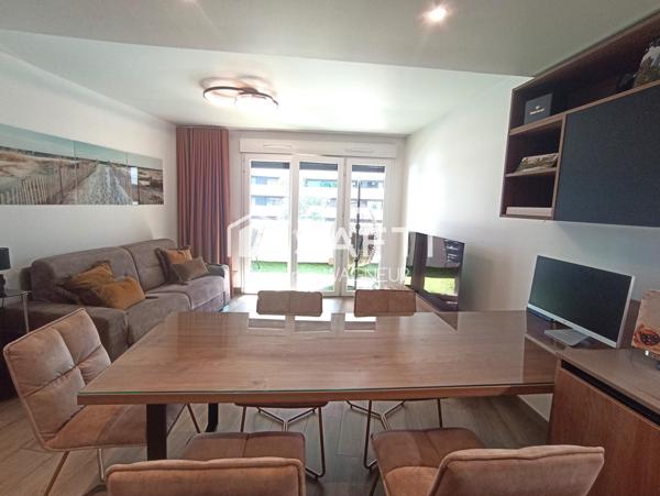 Iconic, Superbe appartement T3 en parfait état.