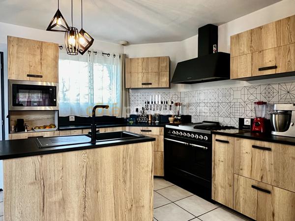 Vente Maison133 m² - 5 Pièces - SAINT PIERRE DU MONT (40280)