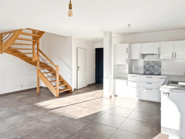 PORNICHET MARCHE PLAGE - Maison à vendre 3 CHAMBRES - JARDIN CLOS - PARKINGS - TOUT A PIED