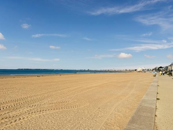 PORNICHET MARCHE PLAGE - Maison à vendre 3 CHAMBRES - JARDIN CLOS - PARKINGS - TOUT A PIED
