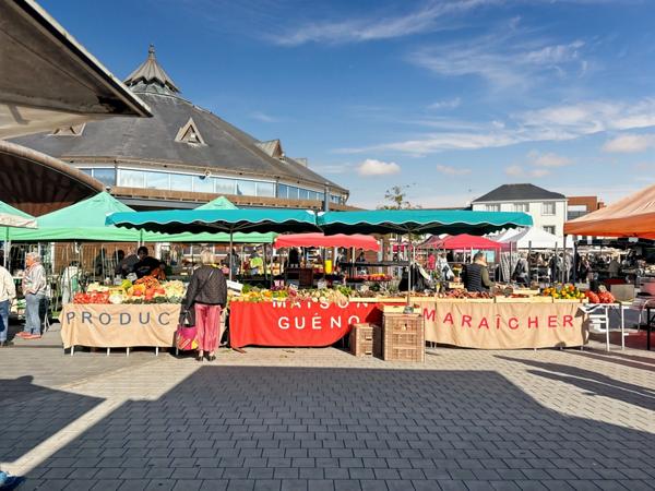 PORNICHET MARCHE PLAGE - Maison à vendre 3 CHAMBRES - JARDIN CLOS - PARKINGS - TOUT A PIED