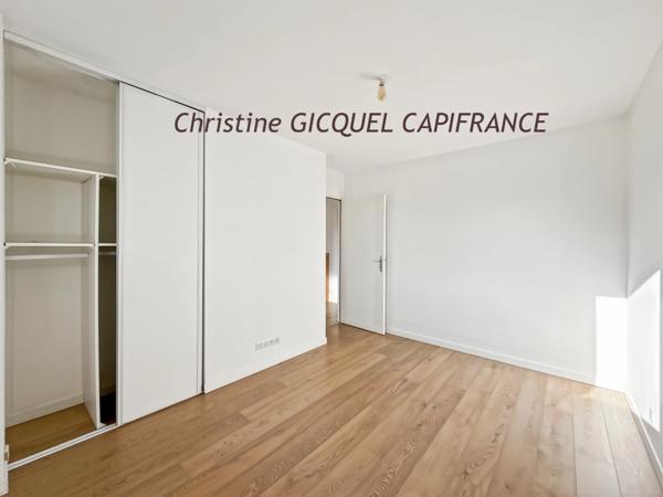 PORNICHET MARCHE PLAGE - Maison à vendre 3 CHAMBRES - JARDIN CLOS - PARKINGS - TOUT A PIED