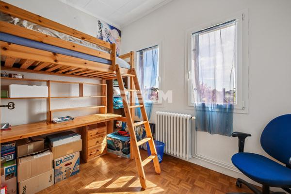 Sceaux (92330) SCEAUX – Propriété d’exception avec jardin paysager et terrasse