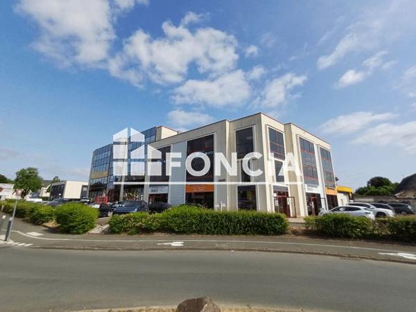 À vendre Local commercial 77.18 m² - Angers 49000