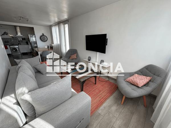 Location Appartement 2 pièces 56.35 m² - Marignane 13700
