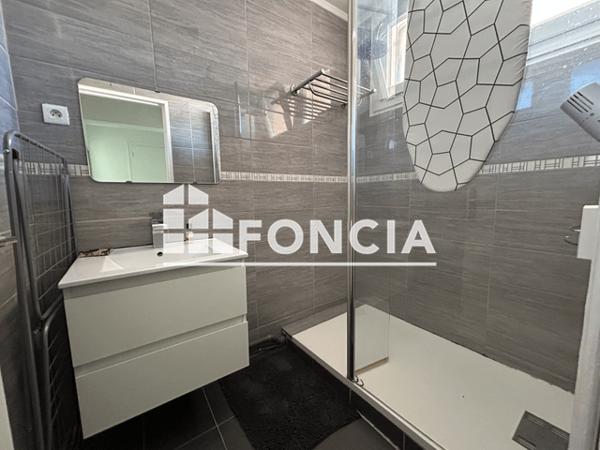 Location Appartement 2 pièces 56.35 m² - Marignane 13700