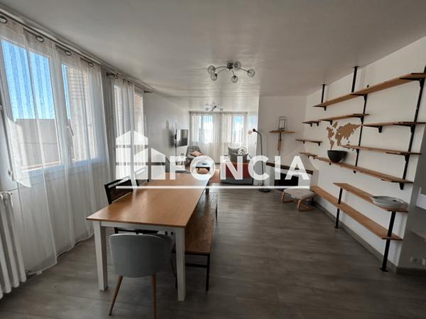Location Appartement 2 pièces 56.35 m² - Marignane 13700