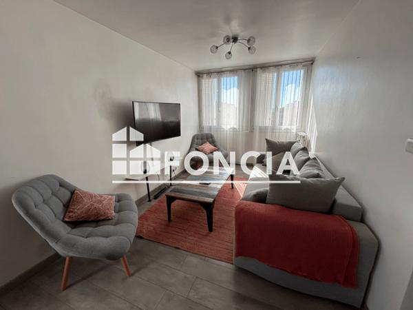 Location Appartement 2 pièces 56.35 m² - Marignane 13700