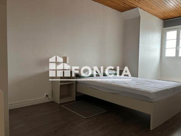 Location Appartement meublé 2 pièces 44.86 m² - 18 QUAI DU MARECHAL JOFFRE Gien 45500
