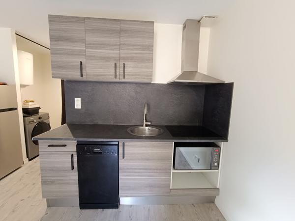 DUPLEX + PARKING
