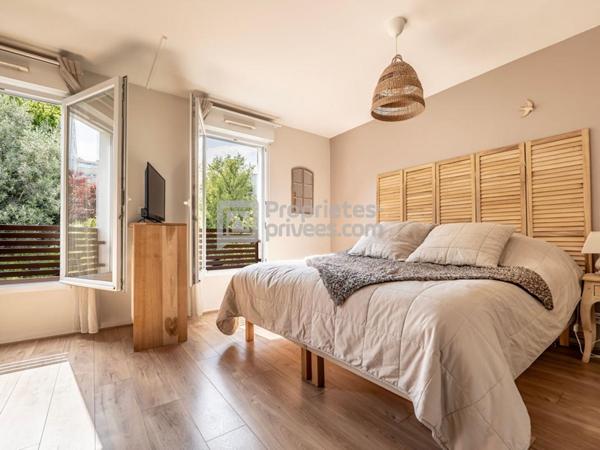 Maison familiale avec 4 chambres possibles de 111,63m² + 61m² de jardin + 18.60m² de terrasse à Saint-Denis