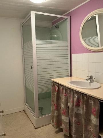 ARCHIAC - MAISON 3 CHAMBRES + BUREAU - LIBRE