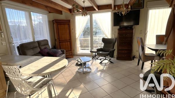 Immeuble à vendre 82 m² Saintes