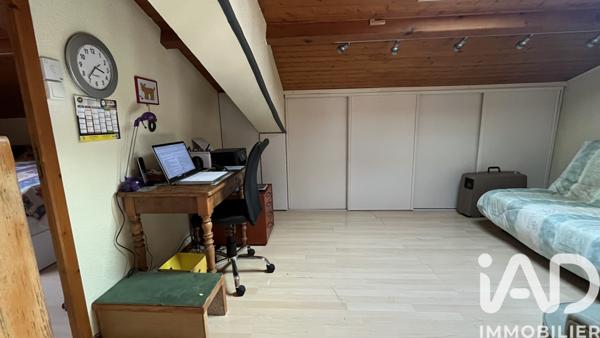 Immeuble à vendre 82 m² Saintes