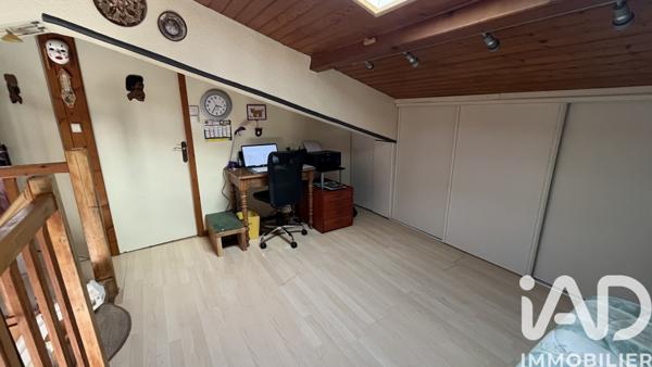 Immeuble à vendre 82 m² Saintes