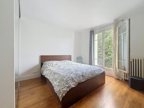 Appartement
         2 pièces
        - 38 m² Exclusivité 272 000 € *