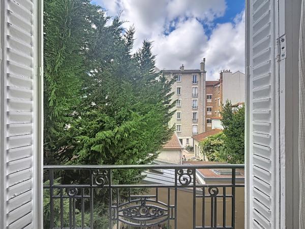 Appartement
         2 pièces
        - 38 m² Exclusivité 272 000 € *