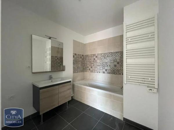 Appartement à louer 3 pièces 58m²