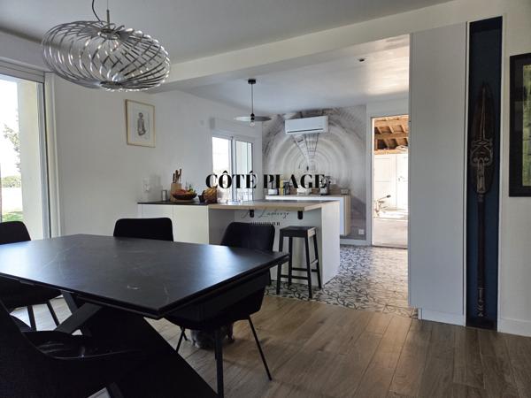 Saint-Sulpice-de-Royan (17200) MAISON 6 PIECES DE 140 M2 - Longére entièrement rénovée - PRIX DE VENTE 450 400€ HAI