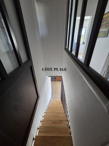 Saint-Sulpice-de-Royan (17200) MAISON 6 PIECES DE 140 M2 - Longére entièrement rénovée - PRIX DE VENTE 450 400€ HAI