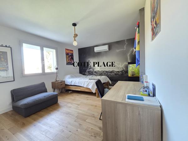 Saint-Sulpice-de-Royan (17200) MAISON 6 PIECES DE 140 M2 - Longére entièrement rénovée - PRIX DE VENTE 450 400€ HAI