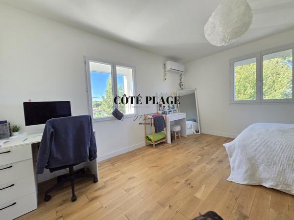 Saint-Sulpice-de-Royan (17200) MAISON 6 PIECES DE 140 M2 - Longére entièrement rénovée - PRIX DE VENTE 450 400€ HAI