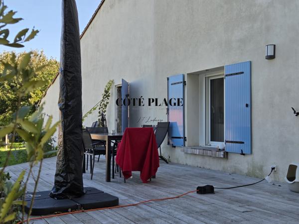 Saint-Sulpice-de-Royan (17200) MAISON 6 PIECES DE 140 M2 - Longére entièrement rénovée - PRIX DE VENTE 450 400€ HAI