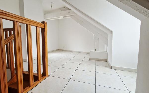 Appartement à louer    3 pièces •  Rozay-en-Brie