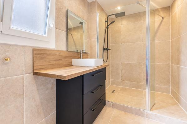 Maisons 5 chambres / Verrières-le-Buisson- SOPHIE BARAT- DPE D - Très bon etat