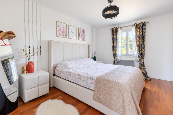 Maisons 5 chambres / Verrières-le-Buisson- SOPHIE BARAT- DPE D - Très bon etat