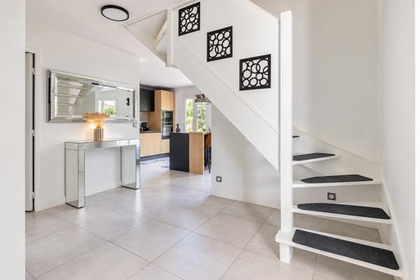 Maisons 5 chambres / Verrières-le-Buisson- SOPHIE BARAT- DPE D - Très bon etat