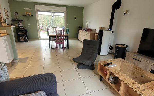 Maison à vendre    5 pièces • 130 m2 Auzouer-en-Touraine